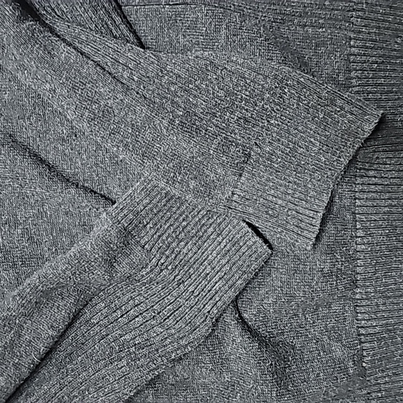 Calvin Klein Sweater 3/$12 - Picture 6 of 7